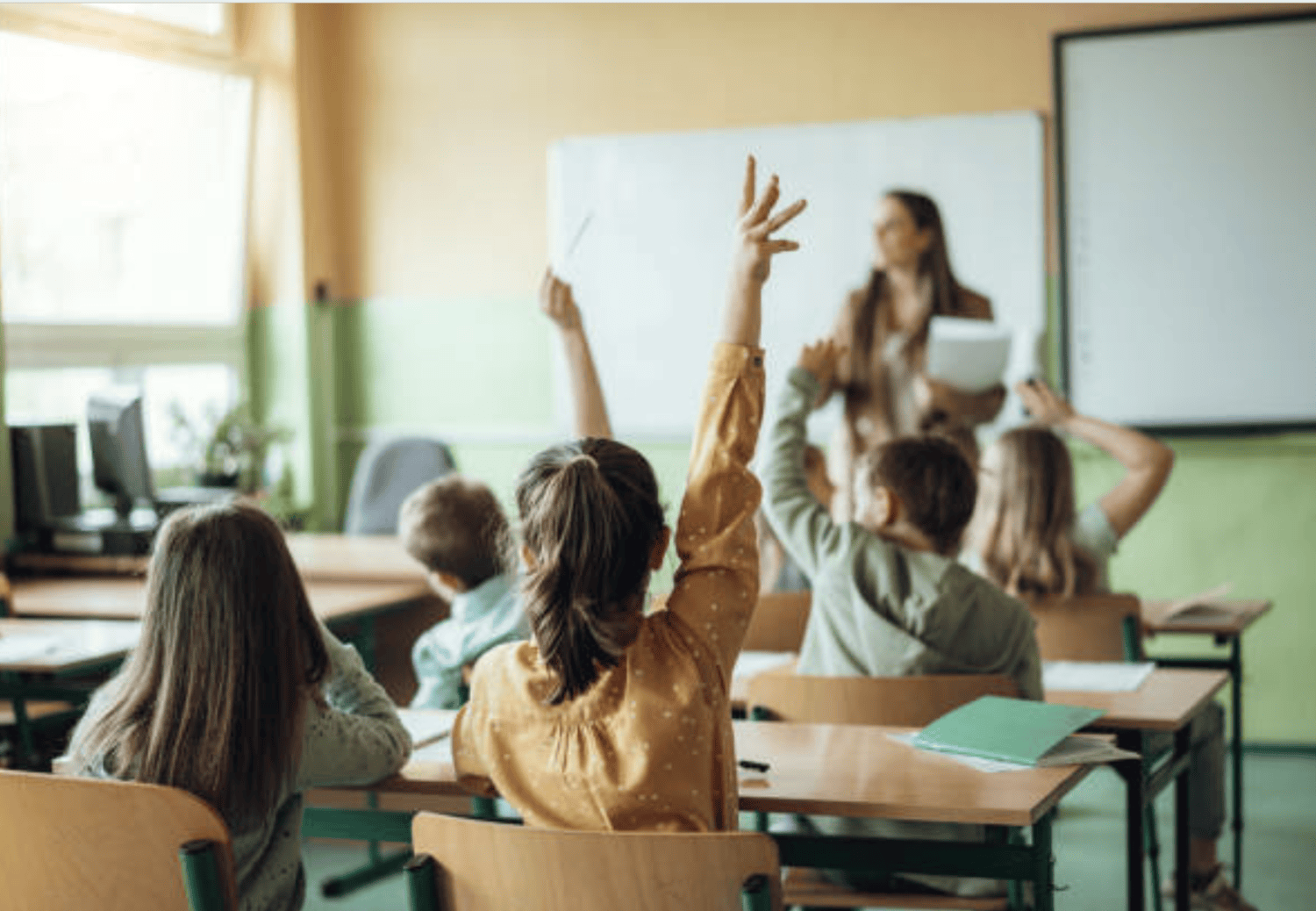 Debates take place around dual-language learning in face of Prop 203